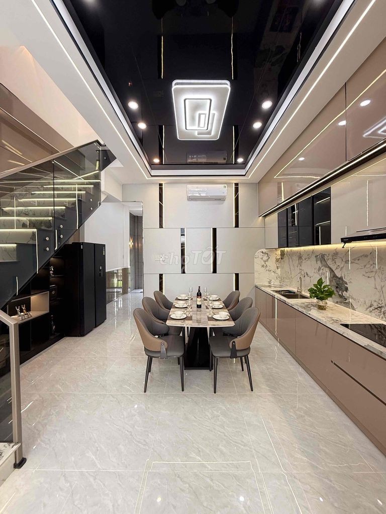 Chính Chủ - bán nhà phố Luxury khu Văn Hoá Tây Đô - Full nội thất