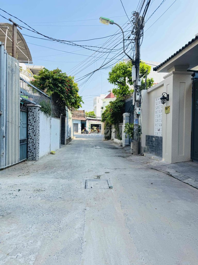 Bán Nhà Hẽm Đường Oto Nguyễn Biểu, Cách Biển Chỉ 800m - Ảnh 3