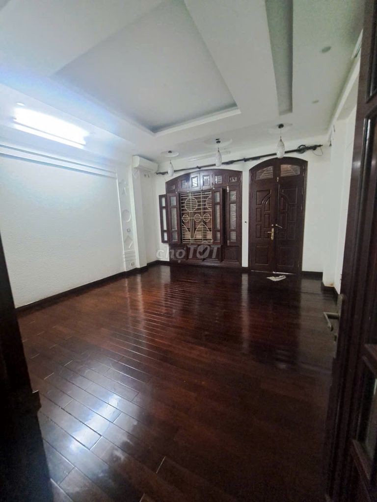 Nhà ngõ 24 phố Phan Văn Trường - Dt 50m2 x 5 tầng, mặt tiền 5m, ngõ 6m - Ảnh 1