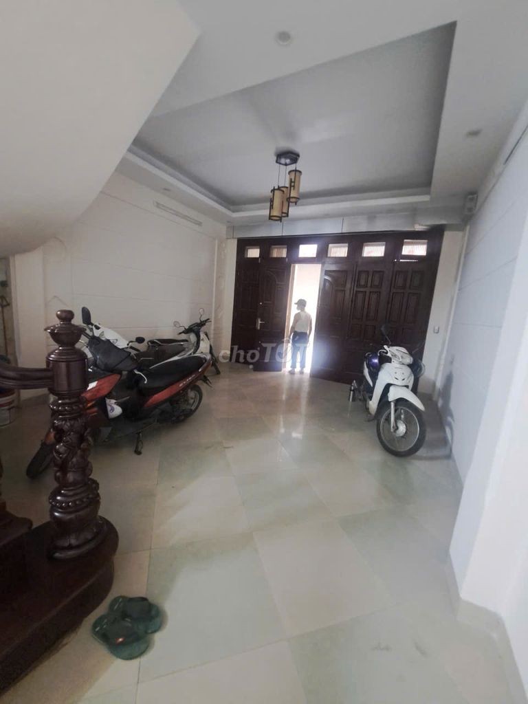Nhà ngõ 24 phố Phan Văn Trường - Dt 50m2 x 5 tầng, mặt tiền 5m, ngõ 6m - Ảnh 2
