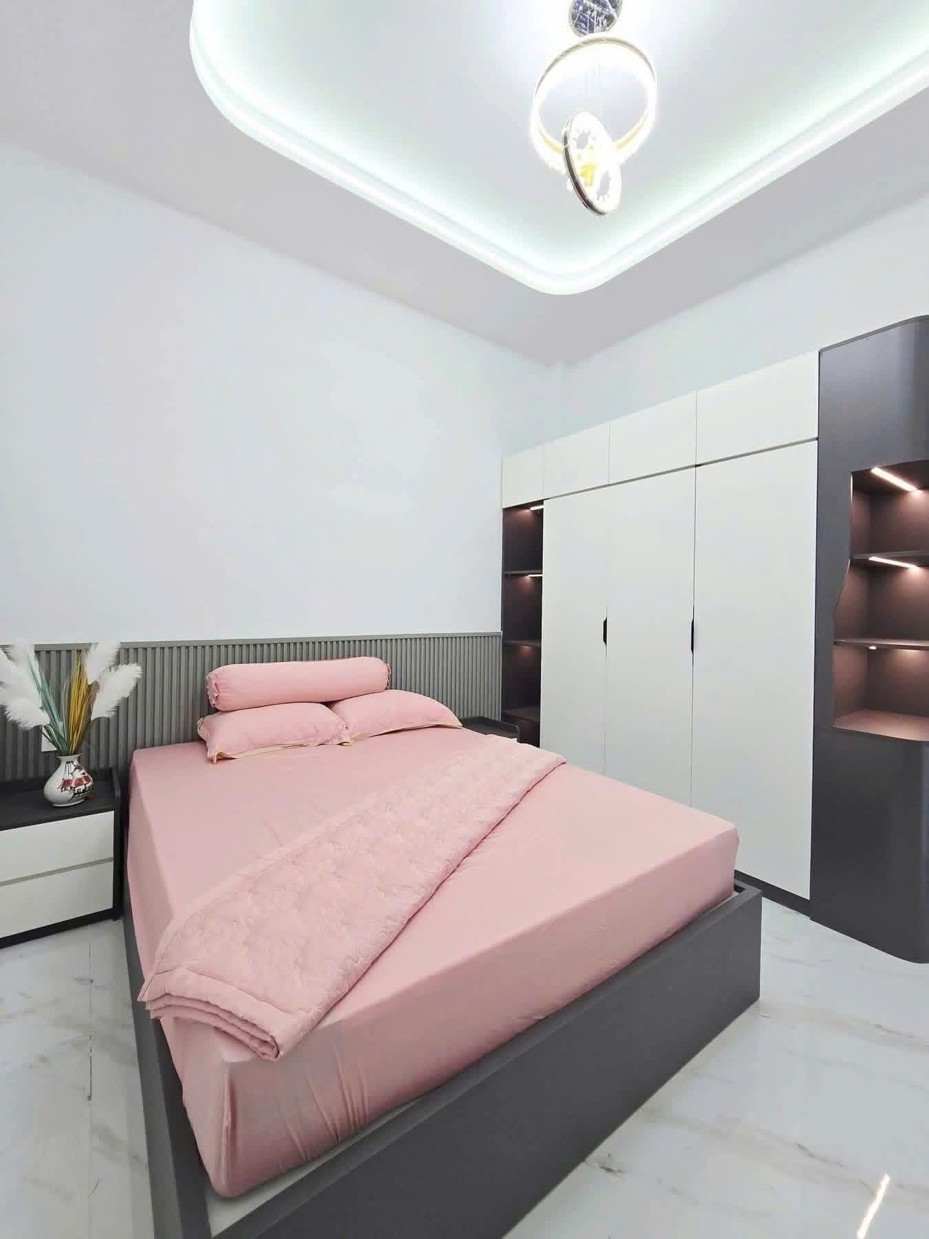 Gia Đình Cần Tiền Bán Nhà Này 1 Sẹc Đường Đồng Khởi, gần cây xăng 75