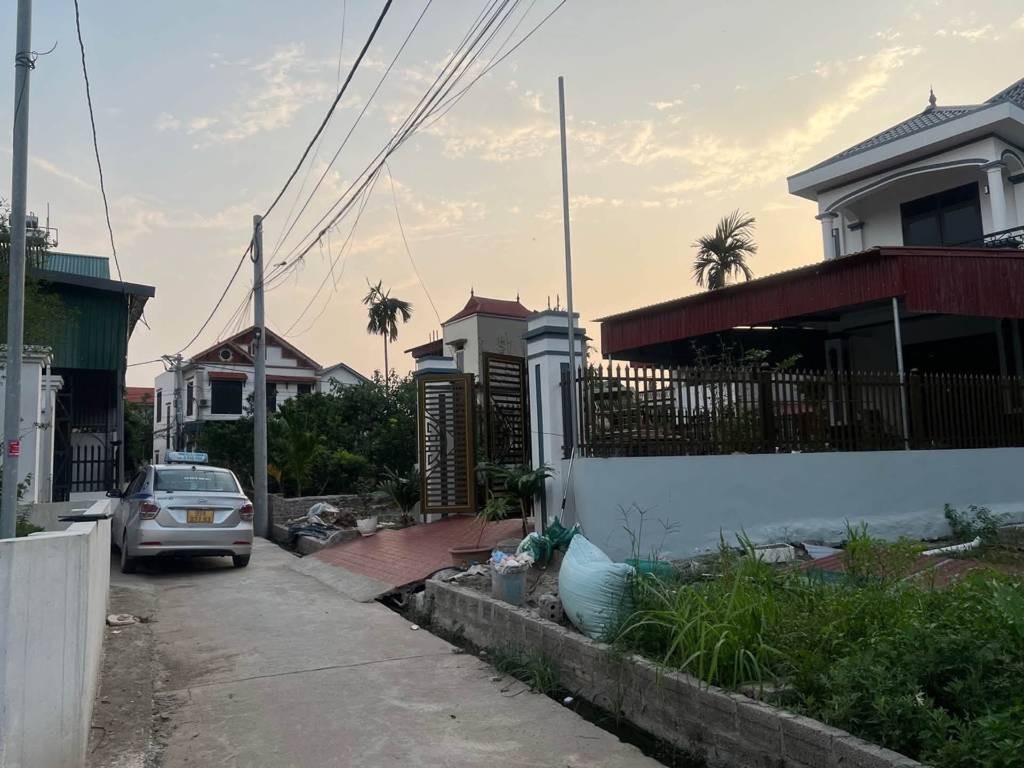 THANH LÝ GẤP ĐẤT VĂN GIANG, HƯNG YÊN, DT 67M2, MẶT NGÕ Ô TÔ THÔNG, CHỈ 3,2 TỶ