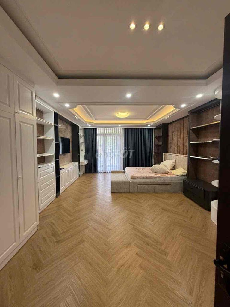 Nhà Đẹp 4 Tầng Bán Cổ Điển. Có Thang Máy tại trục chính KĐT Hà Quang 2 - Ảnh 3