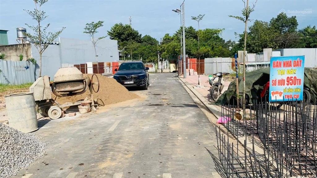 Đất nền mới ra sổ ngay cây xăng 26 đường đồng khởi. giá 1tỷ550/nền