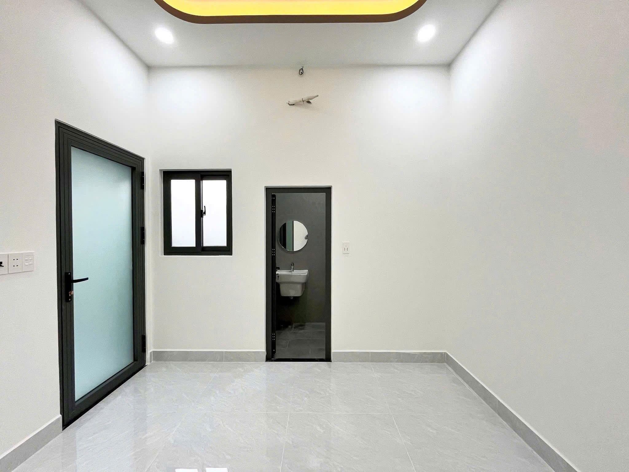 BÁN NHÀ P. PHƯỚC TÂN, GẦN CỔNG 11 - TẶNG BỘ NỘI THẤT 80 TRIỆU - Ảnh 3