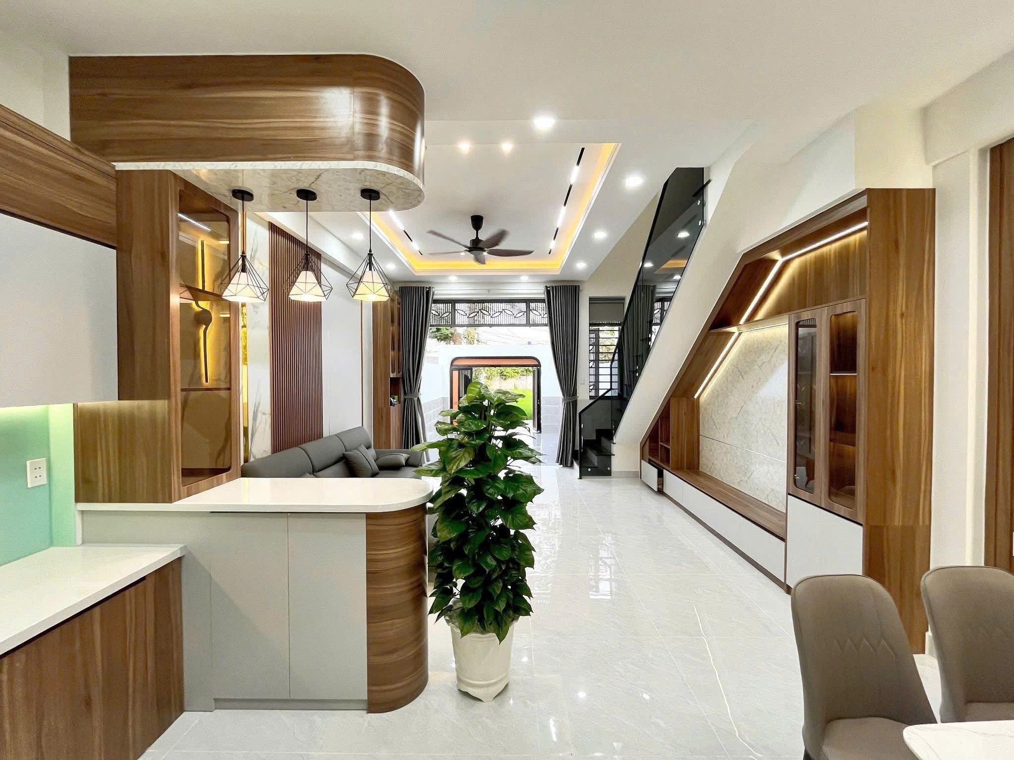 BÁN NHÀ P. PHƯỚC TÂN, GẦN CỔNG 11 - TẶNG BỘ NỘI THẤT 80 TRIỆU - Ảnh 5