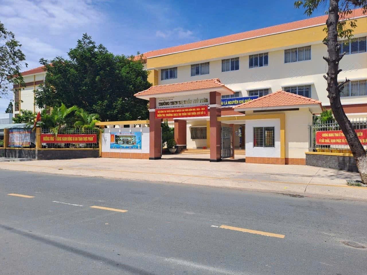 O931.783.2O9 CẦN BÁN GẤP 1010M2 ĐẤT SỔ RIÊNG NGAY KCN ĐANG H.ĐỘNG CÓ CHỢ TRƯỜNG HỌC DÂN ĐÔNG. GIÁ 430TR - Ảnh 3