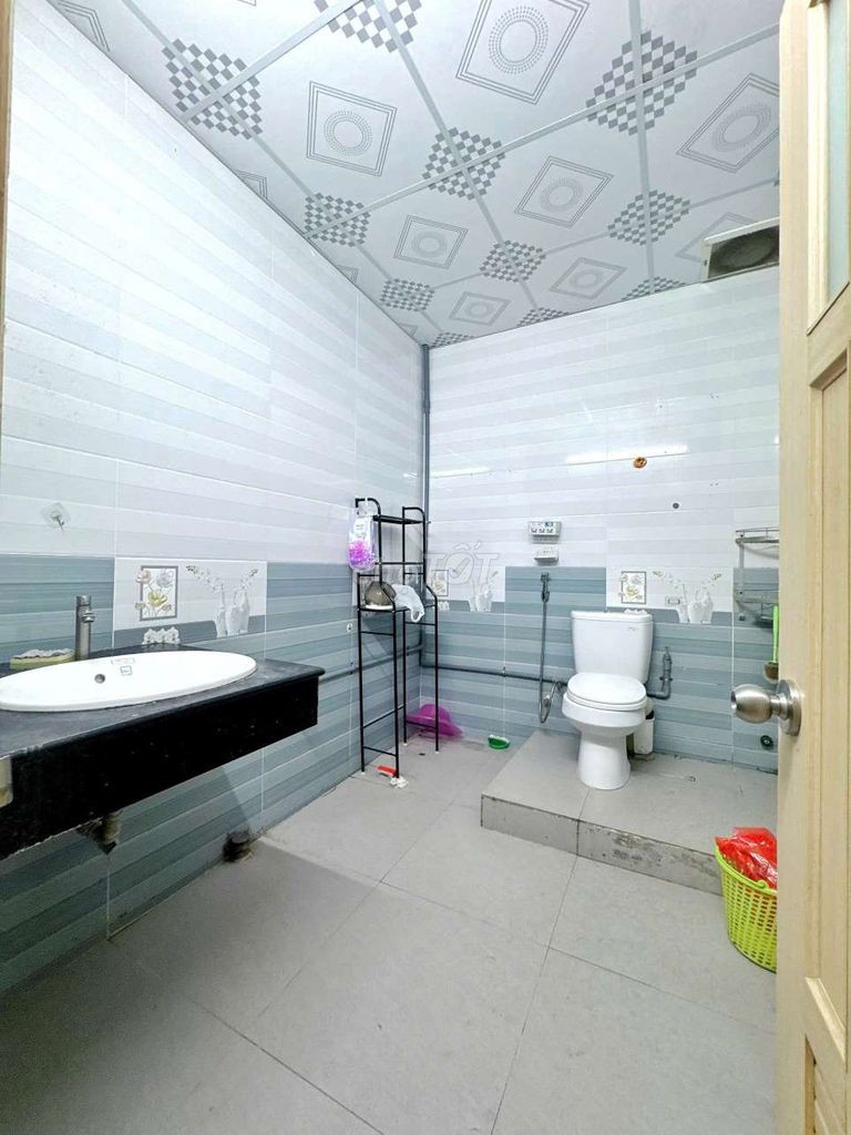 NHÀ TRỆT LẦU -  NGUYỄN VĂN CỪ