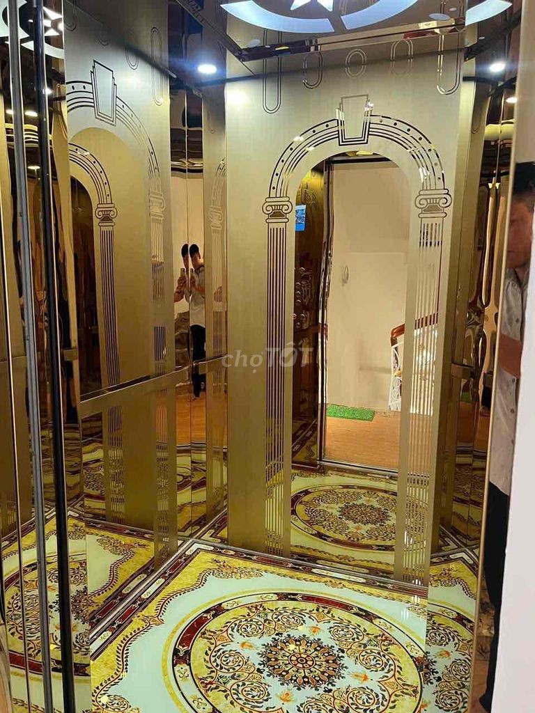 Nhà có thang máy cao cấp , 1 trệt 3 lầu , góc 2 mặt tiền - Ảnh 5