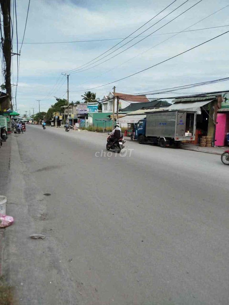 Bán nhà và đất 2 mặt tiền - Ảnh 2