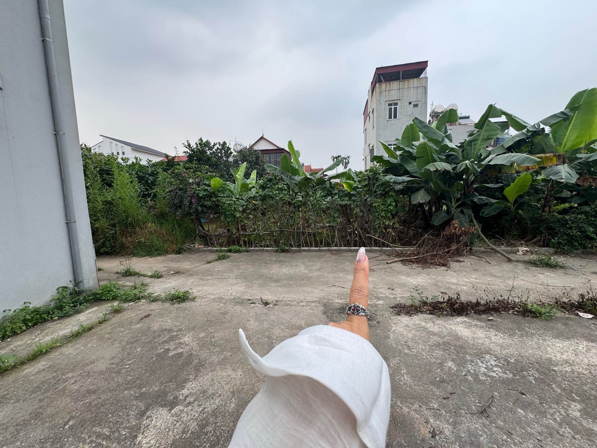 SIÊU PHẨM, VĨNH TUY-VĂN GIANG, MẶT TIỀN 7 MÉT, NGÕ NÔNG- THÔNG TỨ NGẢ, CHỈ 45 TRIỆU/M.
