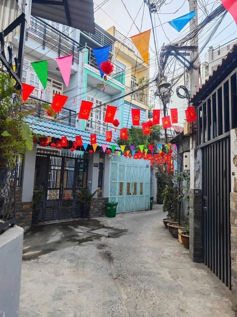 NHÀ ĐẸP GIÁ TỐT CHÍNH CHỦ NGÔ TẤT TỐ QUẬN BÌNH THẠNH NHỈNH 8Đ
