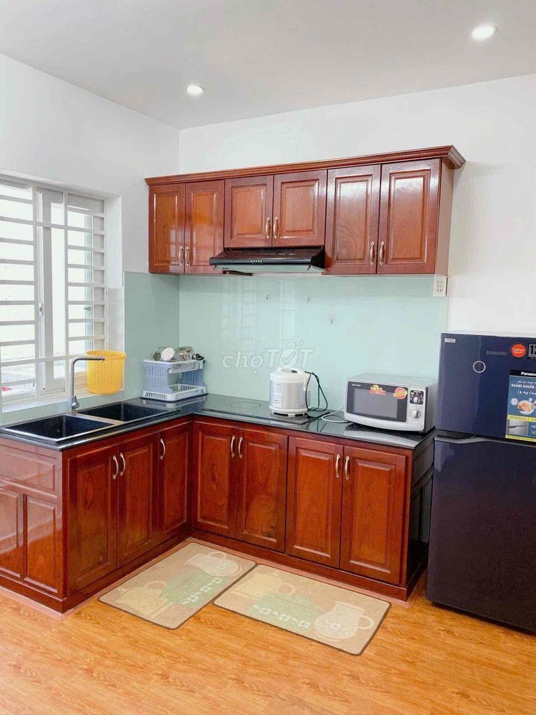 BÁN CĂN HỘ CHUNG CƯ HƯNG PHÚ 2 PHÒNG NGỦ NỘI THẤT GỖ CAO CẤP