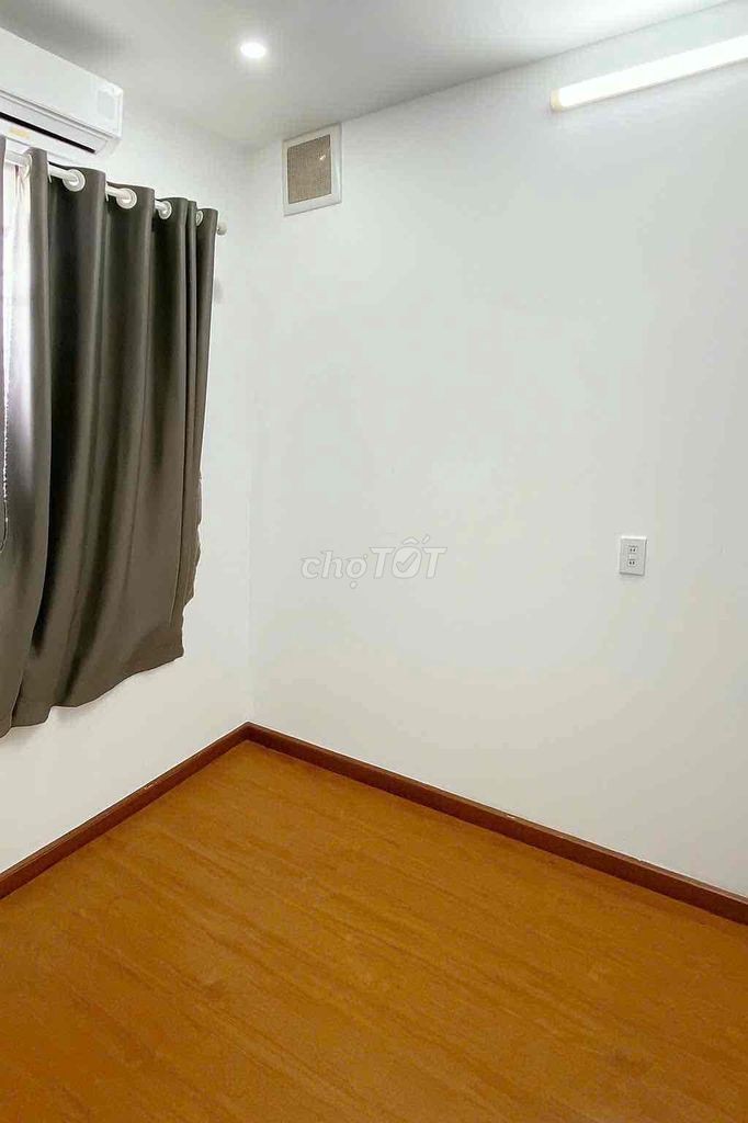 BÁN CĂN HỘ CHUNG CƯ HƯNG PHÚ 2 PHÒNG NGỦ NỘI THẤT GỖ CAO CẤP