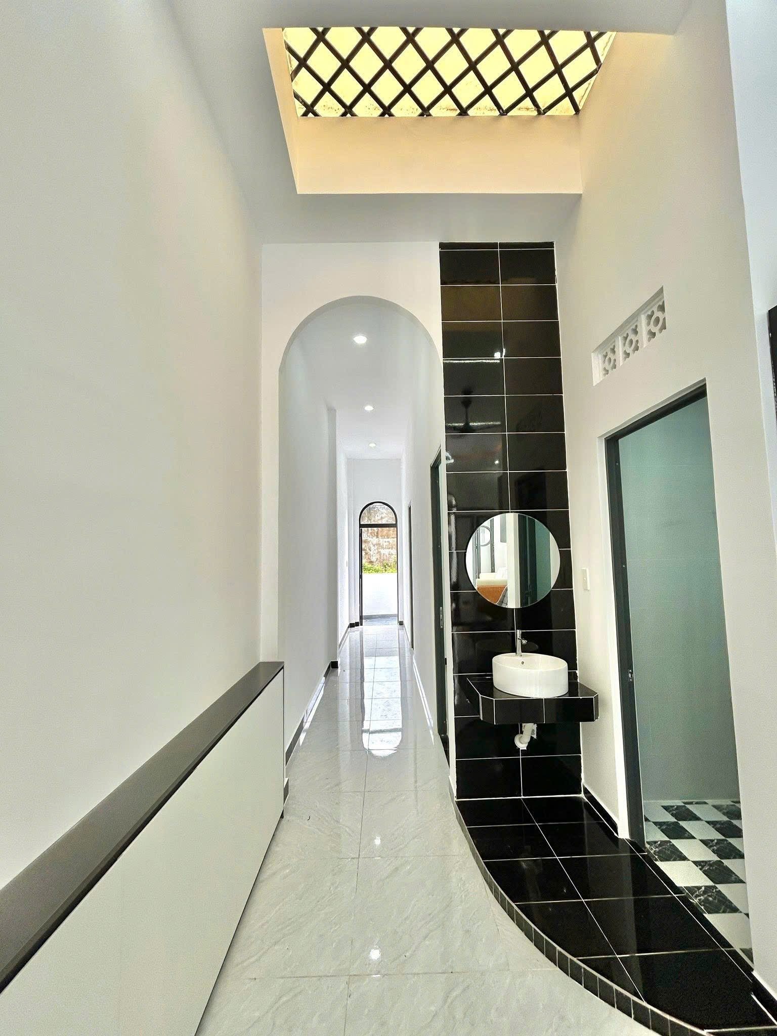 NHÀ CẤP 4 GIÁ TỐT CHO ANH CHỊ TÀI CHÍNH 200 TRIỆU NHẬN NHÀ Ở NGAY