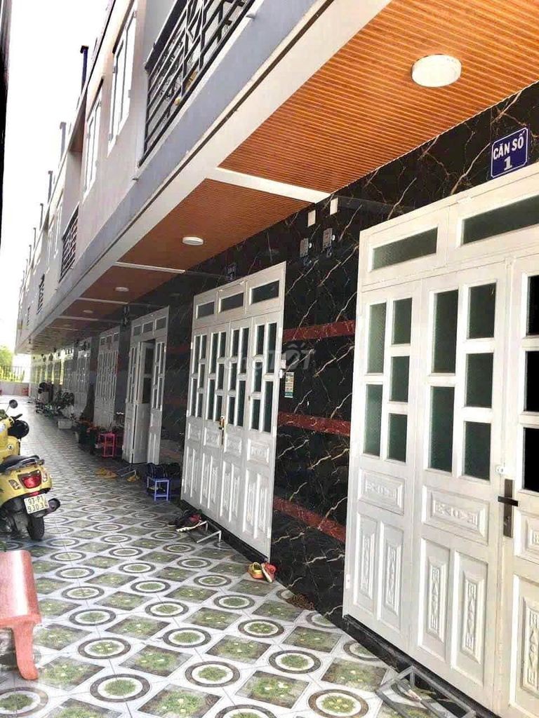 Cho thuê nhà liền kề Phú Hoà, TDM, 2PN, sân ô tô - Ảnh 1