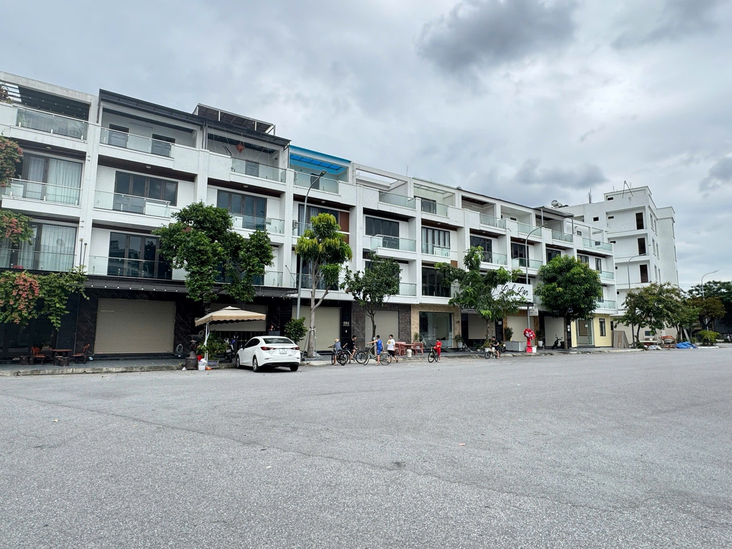 Bán nhà Him Lam Hùng Vương, Hồng Bàng ô tô đỗ cửa, 4 tầng giá 4,x tỷ - Ảnh 2