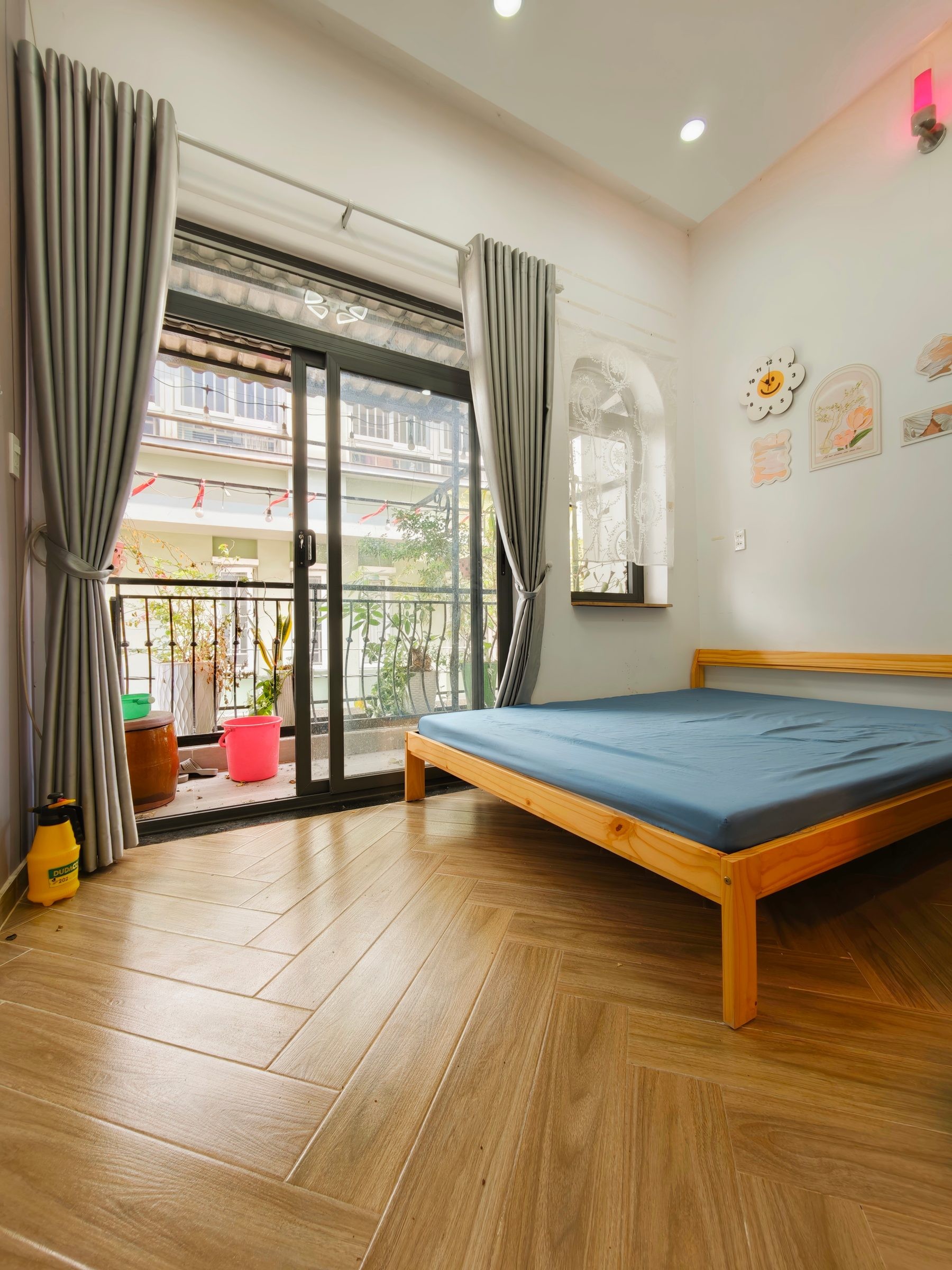 7 TỎI/43M2, HẺM XT CẦU BÔNG, NGANG 3.8M, 3PN, CÁCH Q.1 ĐÚNG 1 CÂY CẦU