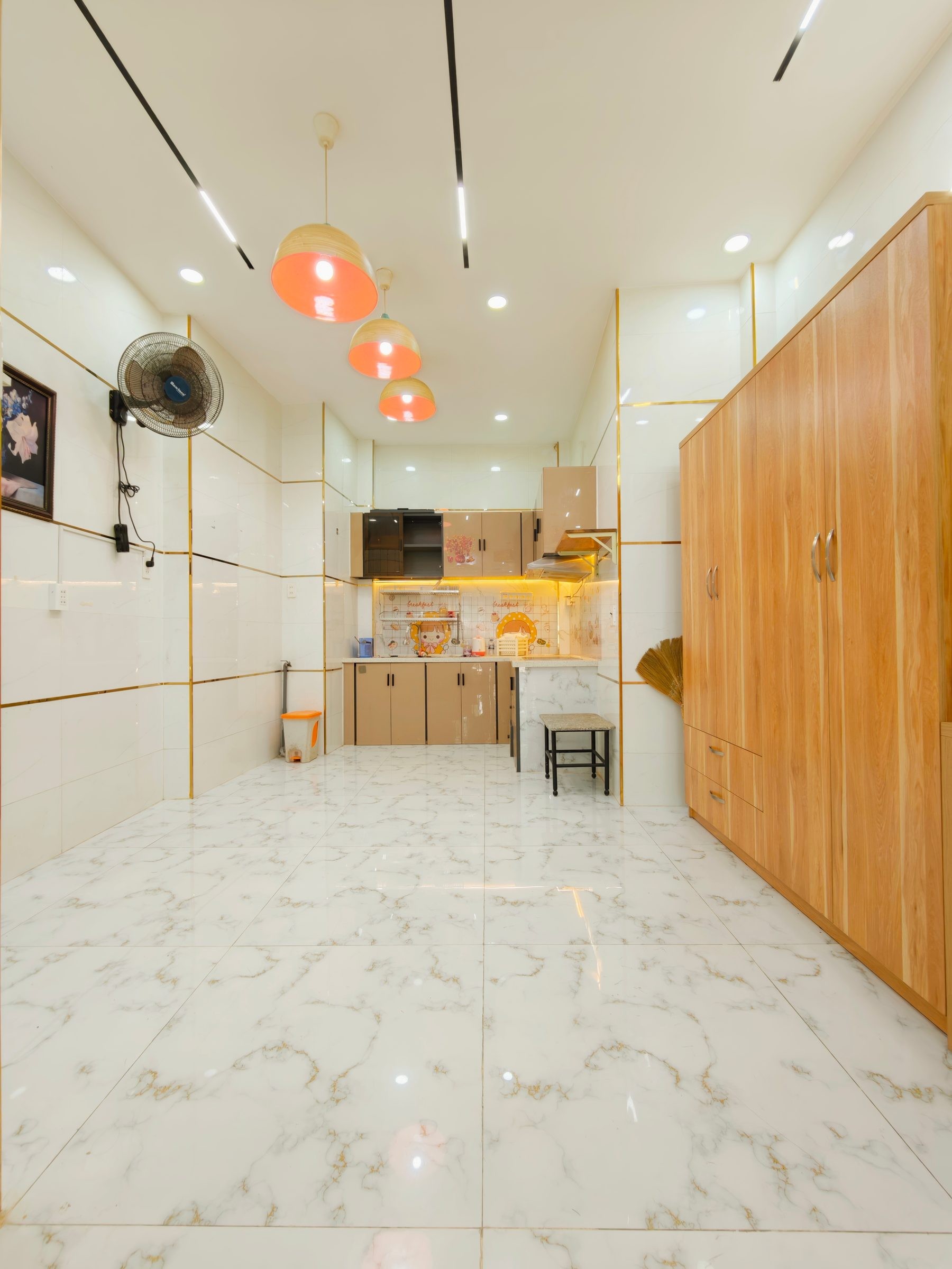 7 TỎI/43M2, HẺM XT CẦU BÔNG, NGANG 3.8M, 3PN, CÁCH Q.1 ĐÚNG 1 CÂY CẦU