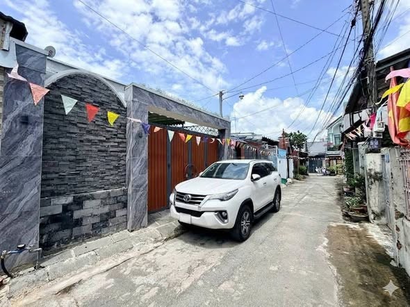 🆘Hạ 200tr (4tỷ190 còn 3tỷ990) ✳️Bán nhà 182m2 cứng cáp gần nhà thờ Lộc Lâm, phường Hố Nai.