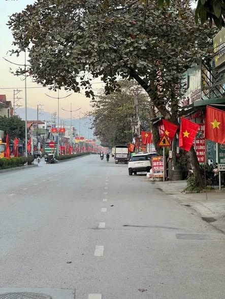 🔥 HIẾM CÓ KHÓ TÌM – NHÀ ĐẸP MẶT ĐƯỜNG QL279 – VỪA Ở VỪA KINH DOANH 🔥