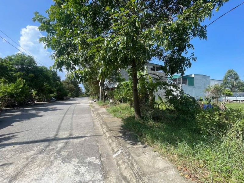 Hơn 1 🧄 lô đất MBQH 2349 Quảng Hưng