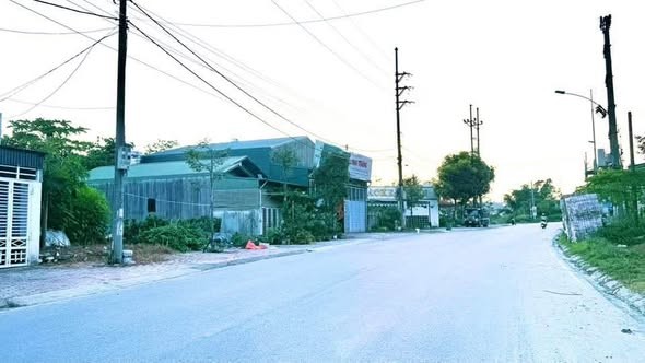 💵💵 LAI CHÂU EM BÁN NHÀ 2 tầng mặt đường trường chinh kinh doanh buôn bán