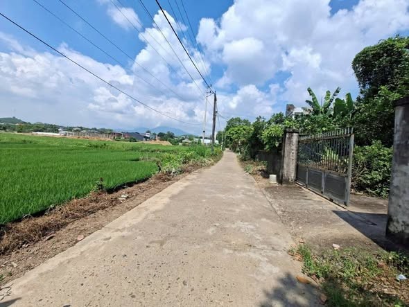 Lô đất rộng 5m sâu 32m có 100m đất ở, đặc biệt lô đất có 2 mặt tiền
