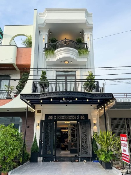 NHÀ 1 TRỆT 2 LẦU ĐƯỜNG D25 KDC HỒNG LOAN