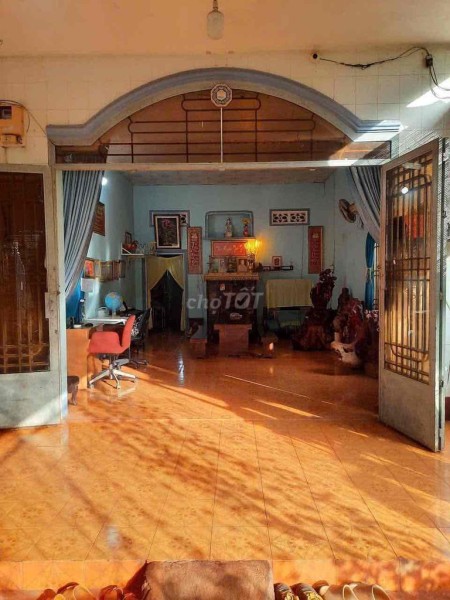 Nhà mặt tiền kinh doanh gần siêu thị GO phường Bình Long