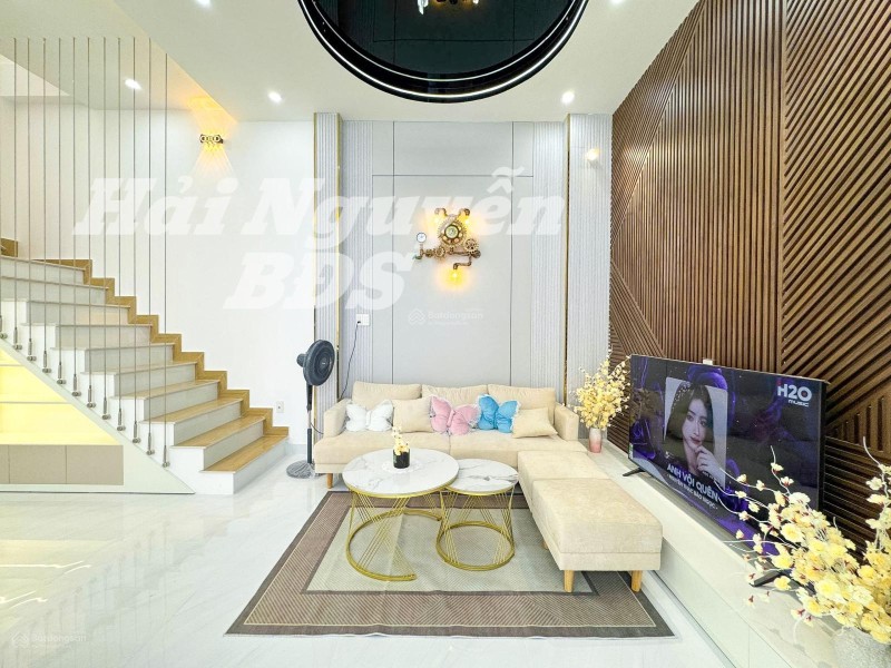 Nhà mới sổ hồng 60m2 - 2 tầng Huỳnh Tấn Phát - Cạnh Phú Mỹ Hưng