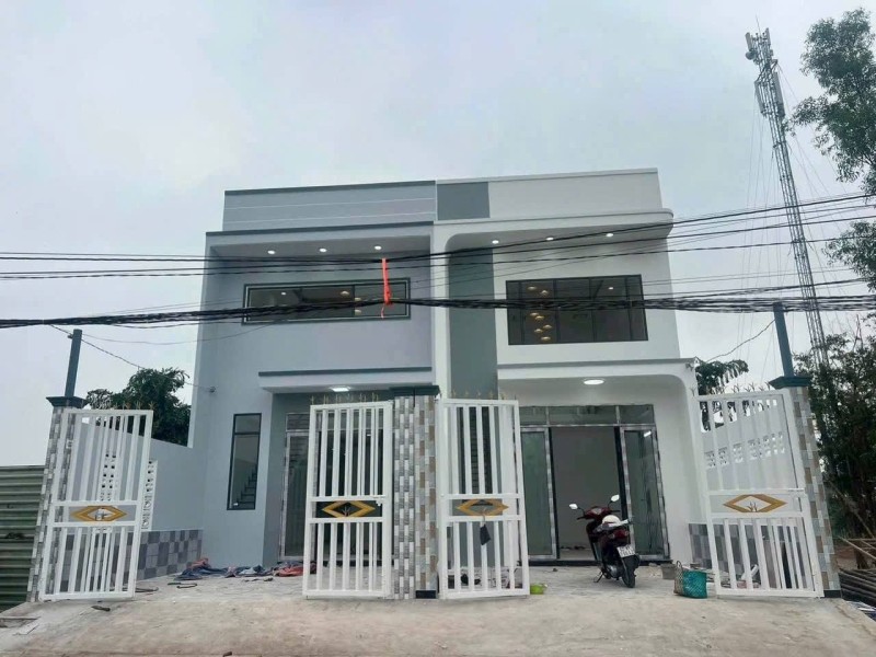 NHÀ MỚI VĂ ĐẸP THUẬN LỢI