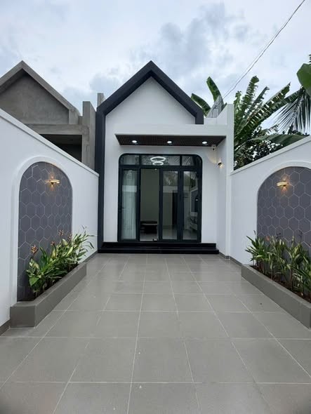 💓 NHÀ TRỆT XINH XẮN – GIÁ TỐT, TẶNG SÂN VƯỜN PHÍA SAU - GẦN QUẢNG TRƯỜNG