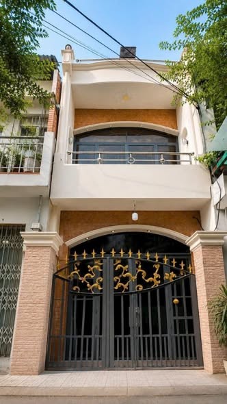 NHÀ TRUNG TÂM QUẬN 11
