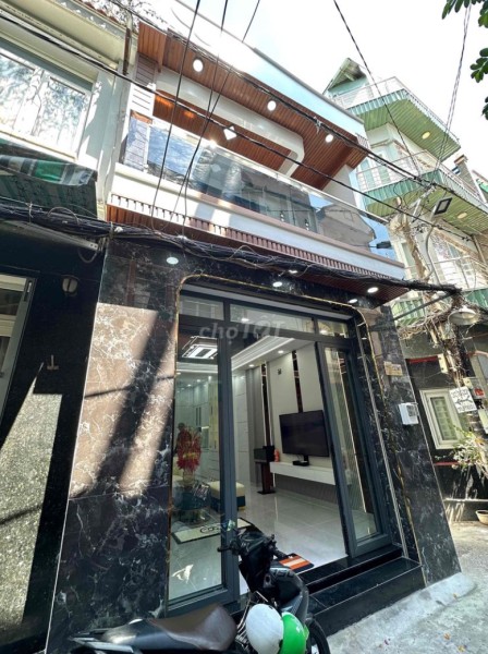 Quận 11- Ông Ích Khiêm: 4m x 12m, 2Tầng, PN Trệt