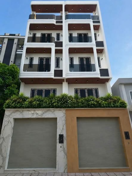 SIÊU PHẨM NHÀ PHỐ MẶT TIỀN VỪA Ở VỪA KINH DOANH