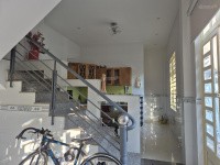Xin giới thiệu căn nhà nhỏ mà có võ 40m² này với 2PN, 2WC, nội thất cơ bản, dọn vào là ở.